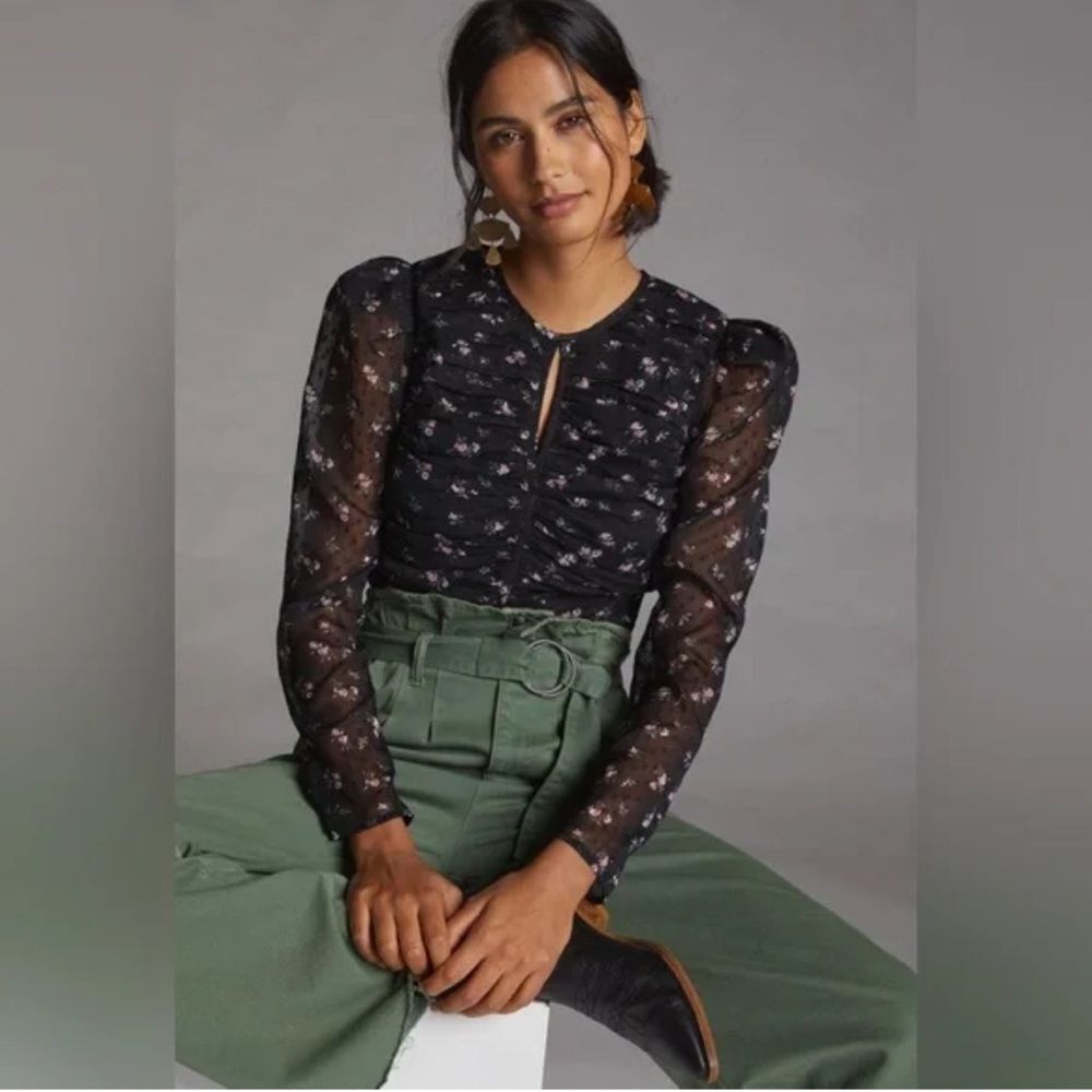 NWT Anthropologie LET ME BE Ruched Floral Blouse Medium